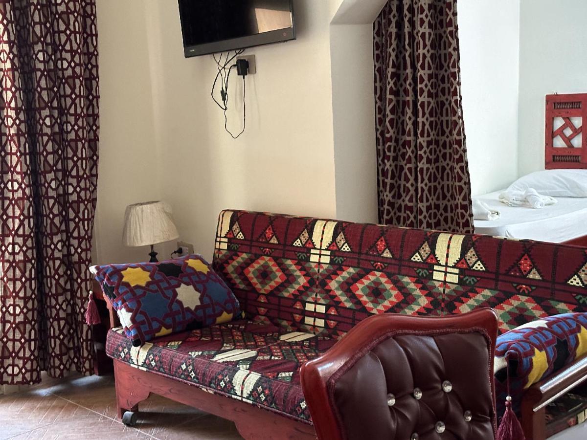 Ali Baba Hotel Dahab Bagian luar foto