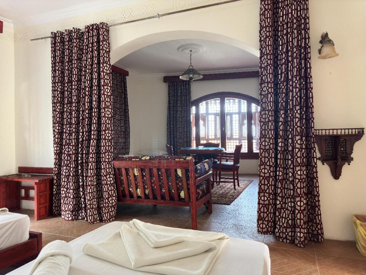 Ali Baba Hotel Dahab Bagian luar foto