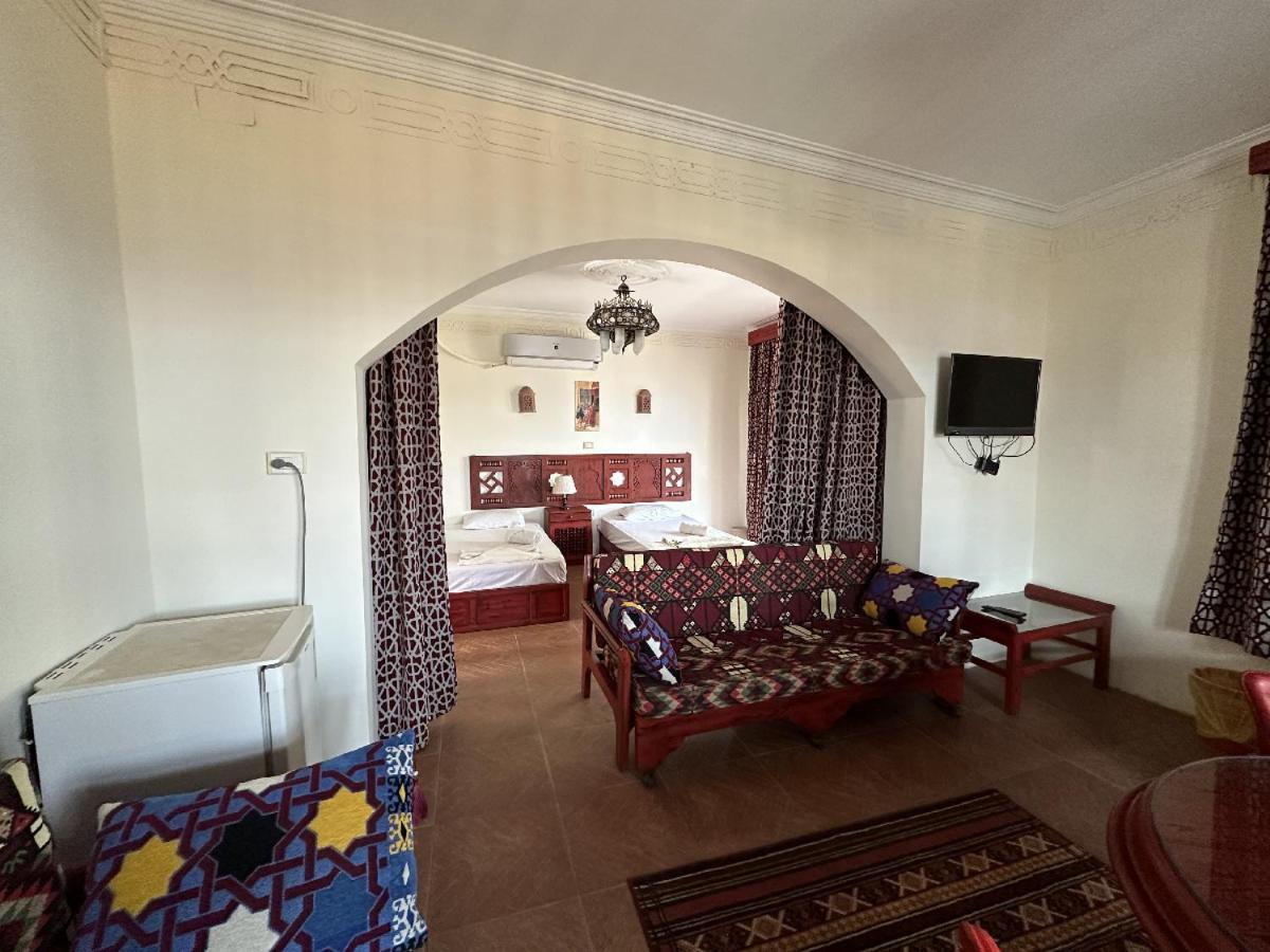 Ali Baba Hotel Dahab Bagian luar foto