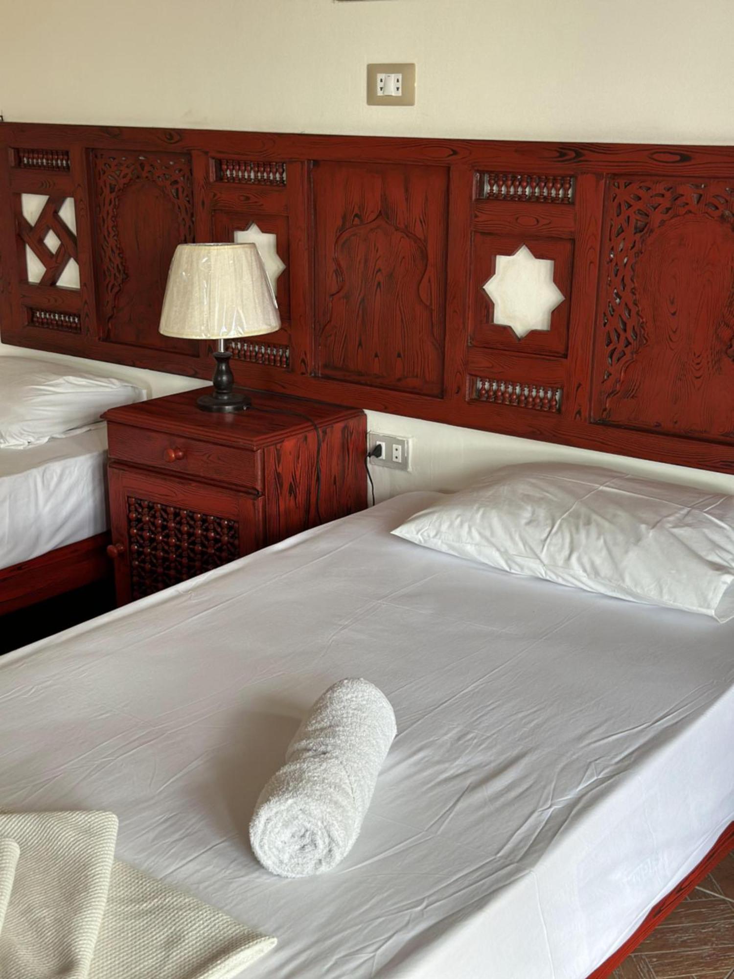 Ali Baba Hotel Dahab Bagian luar foto